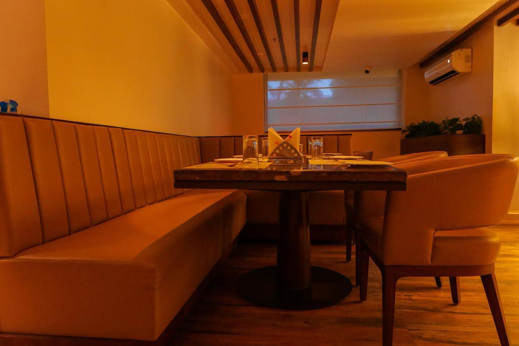 Uva Manish Hotel Kundapur Bagian luar foto
